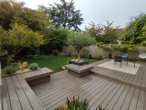 Pourquoi s'orienter vers une terrasse sur plot ? Votre paysagiste 92 vous conseil