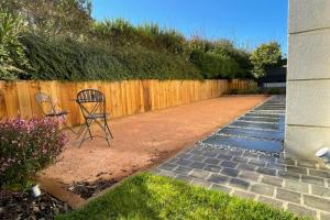 Aménagement total d'un jardin sur les clayes sous bois - Spa / terrain de boule / terrasse