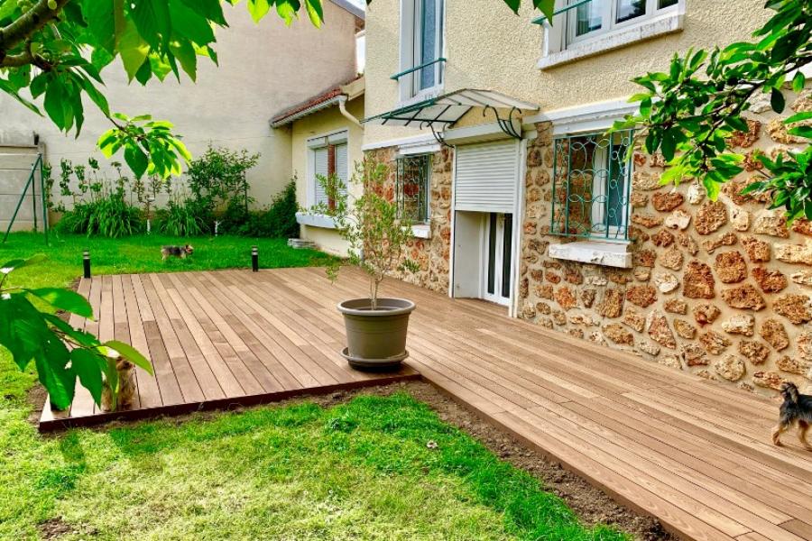 Terrasse bois et maison en meulière, une association tout en sobriété Antony 92